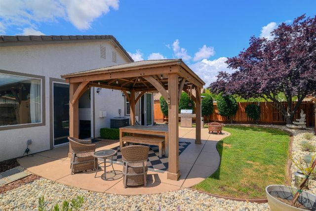 1313 Kerslake Cir, Folsom, CA 95630