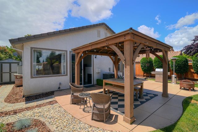 1313 Kerslake Cir, Folsom, CA 95630