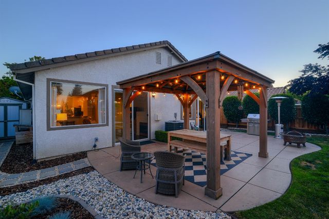1313 Kerslake Cir, Folsom, CA 95630