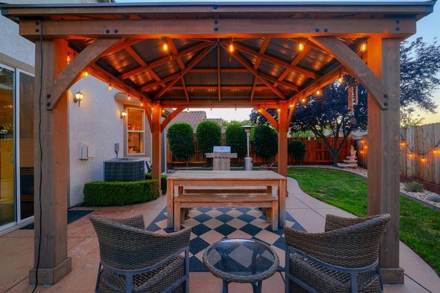1313 Kerslake Cir, Folsom, CA 95630
