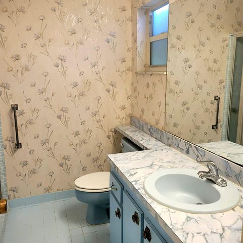 725 SW 18th Court, Boynton Beach, FL 33426
