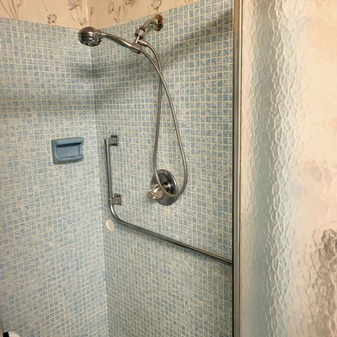 725 SW 18th Court, Boynton Beach, FL 33426