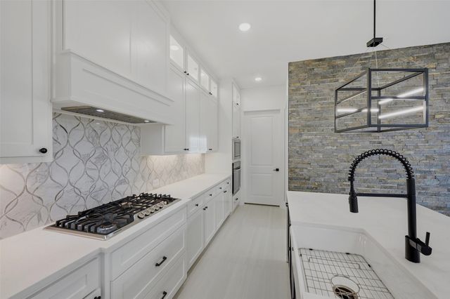 3701 Primrose Court, Denison, TX 75020