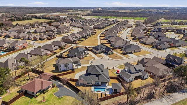 3701 Primrose Court, Denison, TX 75020