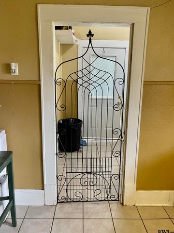 1023 N SPRING, Grand Saline, TX 75140