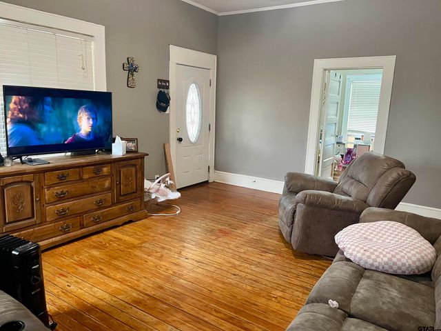 1023 N SPRING, Grand Saline, TX 75140