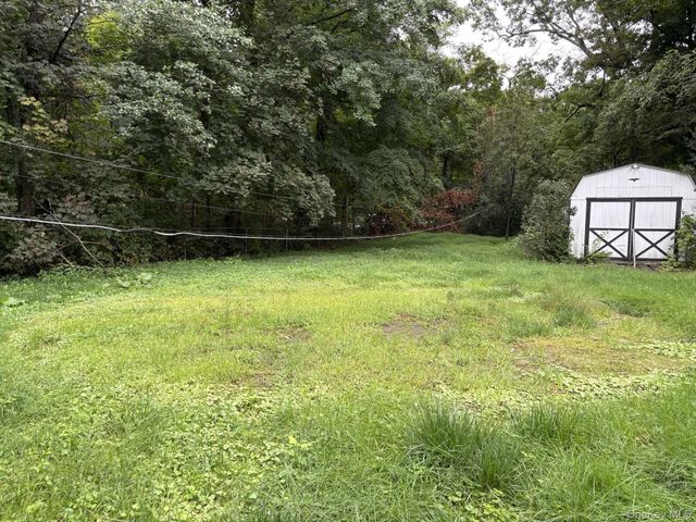13 Cedar Lane, Poughkeepsie, NY 12601