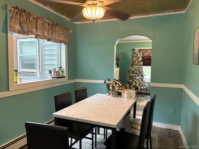 13 Cedar Lane, Poughkeepsie, NY 12601