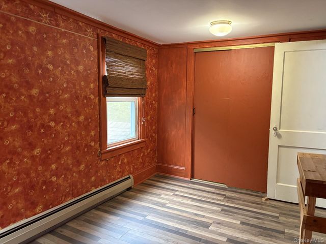 13 Cedar Lane, Poughkeepsie, NY 12601