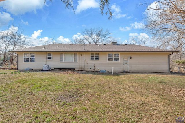 2886 SW Mulvane ST, Topeka, KS 66611