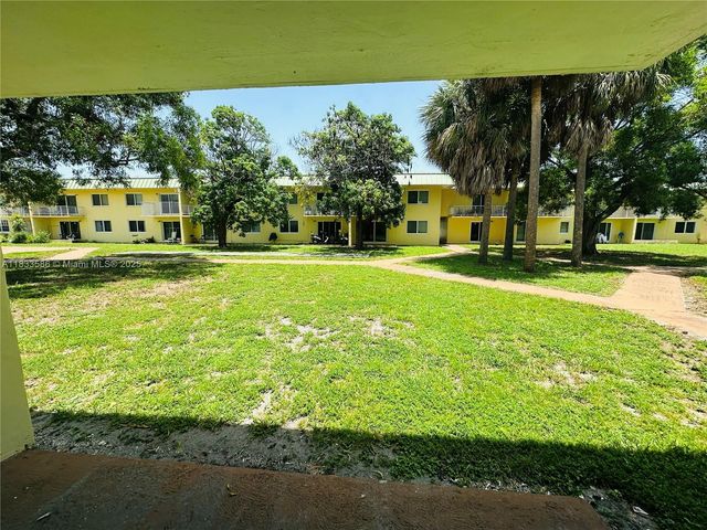 505 NW 177th St 139, Miami Gardens, FL 33169