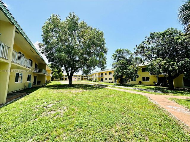 505 NW 177th St 139, Miami Gardens, FL 33169