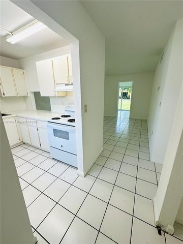 505 NW 177th St 139, Miami Gardens, FL 33169