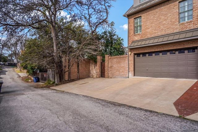 3705 Gilbert ST B, Austin, TX 78703