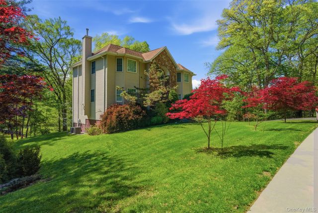 105 Hempstead Road, Spring Valley, NY 10977