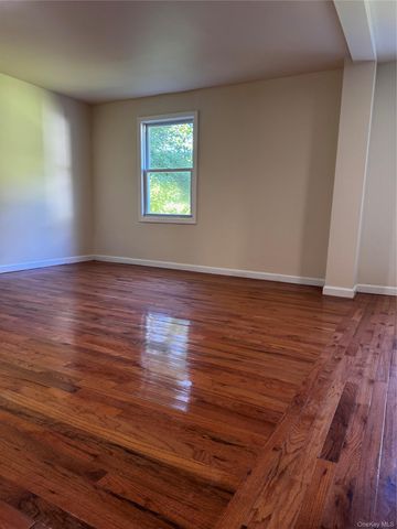289 Myers Corners Road 1 g, Wappingers Falls, NY 12590