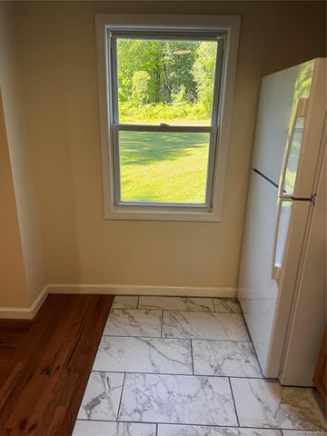 289 Myers Corners Road 1 g, Wappingers Falls, NY 12590