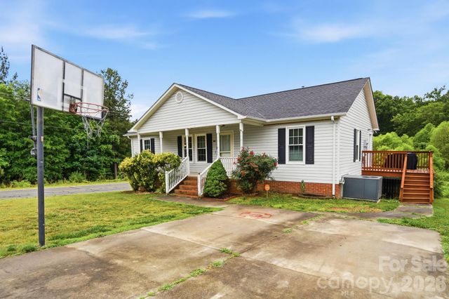 1114 Lakeview Street, Kannapolis, NC 28083