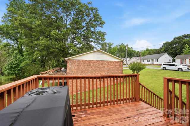 1114 Lakeview Street, Kannapolis, NC 28083