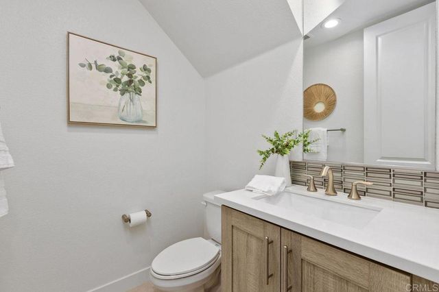3161 Telaga Rd, Carlsbad, CA 92010