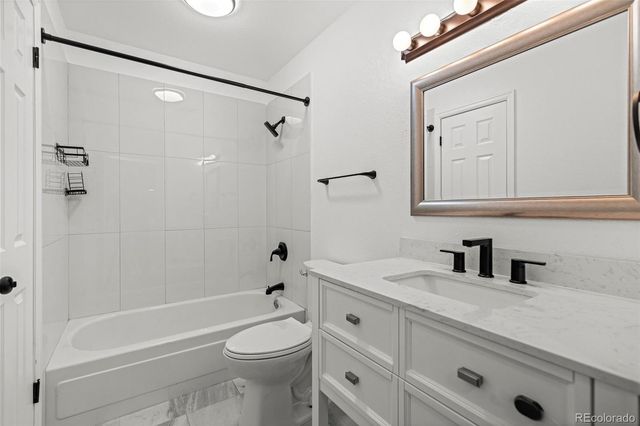 17002 E Prentice Drive, Centennial, CO 80015