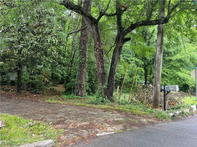 728 Sunnybrook Drive, Decatur, GA 30033