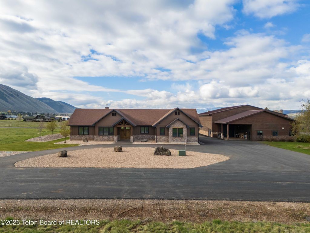180 W CITATION Street, Afton, WY 83110 photo 11