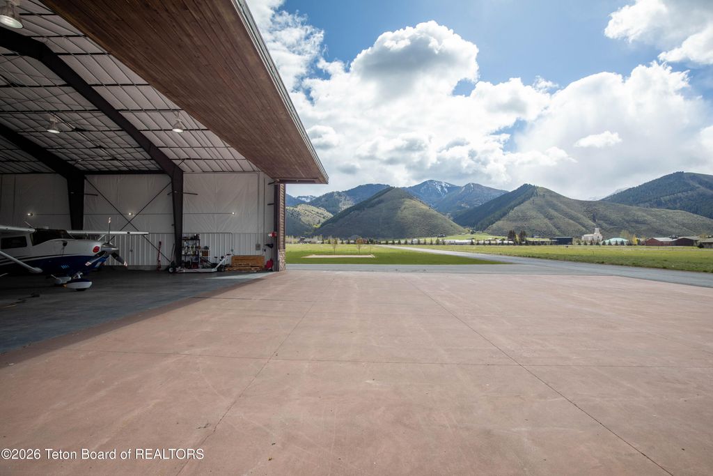 180 W CITATION Street, Afton, WY 83110 photo 6