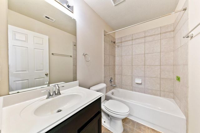 24415 Lakecrest Town Drive Drive, Katy, TX 77493