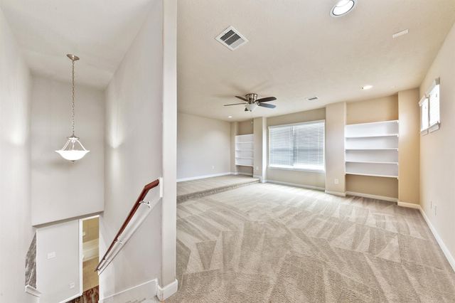 24415 Lakecrest Town Drive Drive, Katy, TX 77493