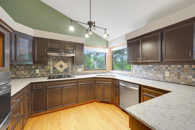 4909 W 150th Street, Savage, MN 55378