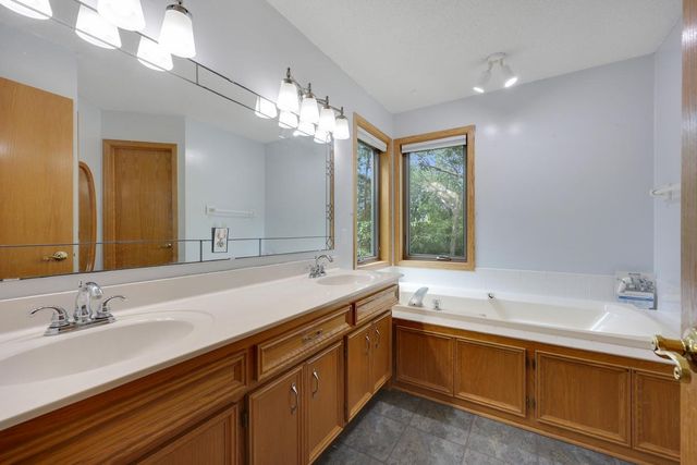 4909 W 150th Street, Savage, MN 55378