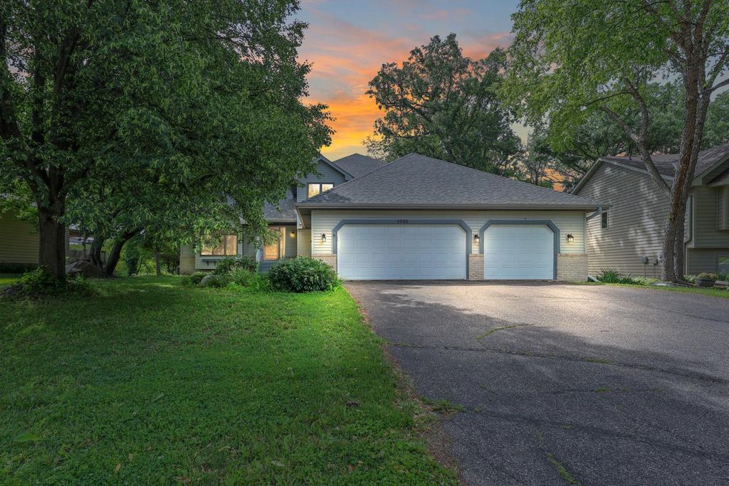 4909 W 150th Street, Savage, MN 55378