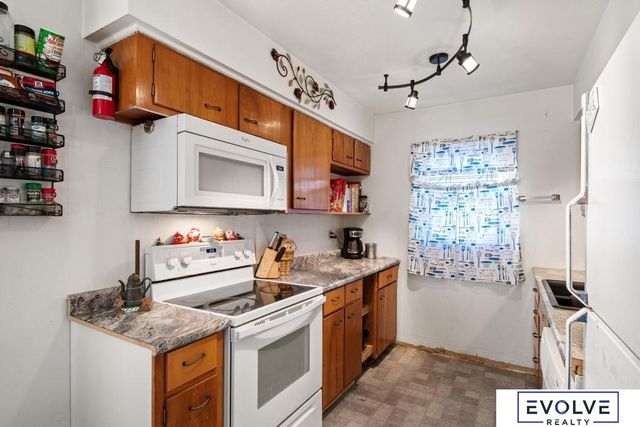 7531 N 34th Street, Omaha, NE 68112