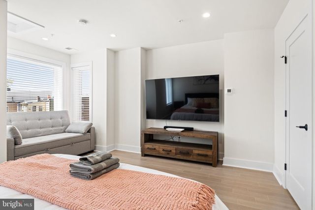 3657 13TH ST NW, Washington, DC 20010