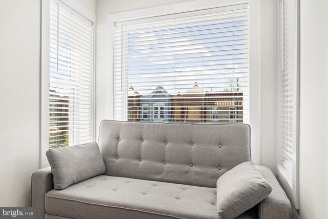 3657 13TH ST NW, Washington, DC 20010