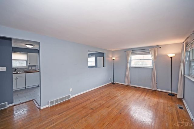 268 Shirljune Drive, Reading, OH 45215