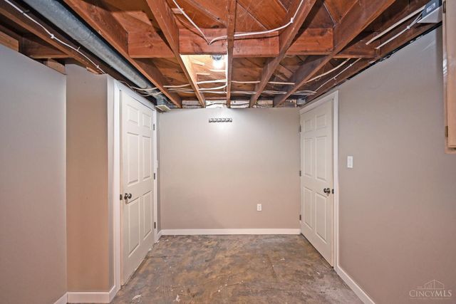 268 Shirljune Drive, Reading, OH 45215