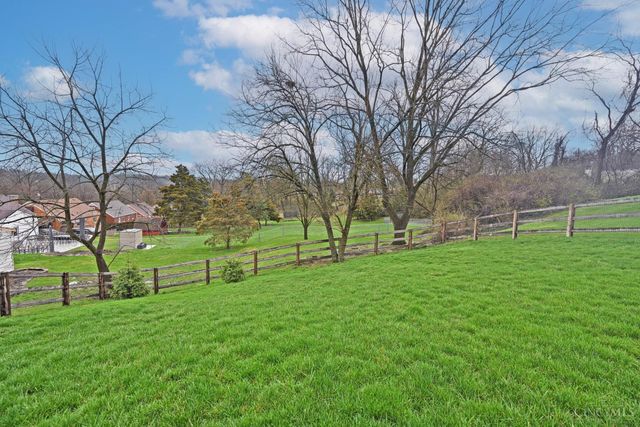 268 Shirljune Drive, Reading, OH 45215