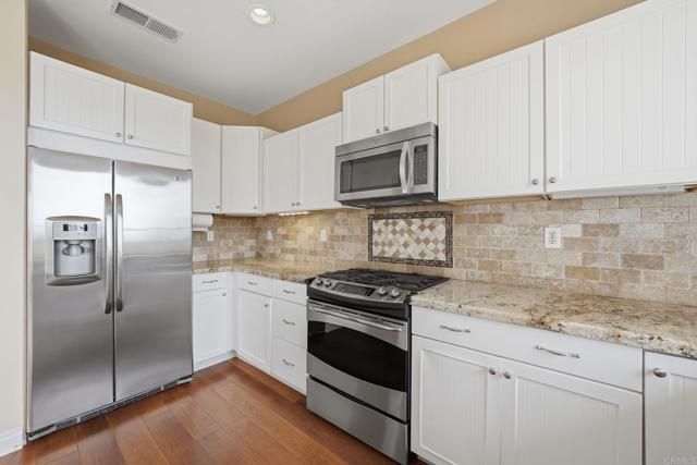 2914 Pearl Place, Carlsbad, CA 92009