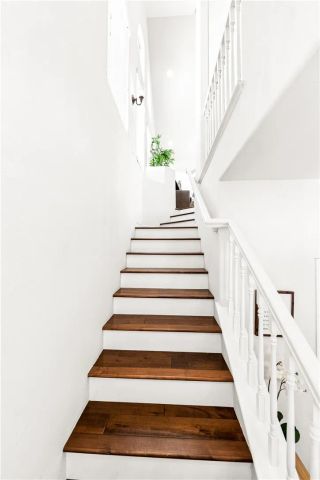 754 Joann B, Costa Mesa, CA 92627