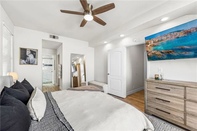 754 Joann B, Costa Mesa, CA 92627