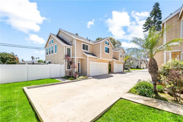 754 Joann B, Costa Mesa, CA 92627
