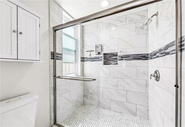 754 Joann B, Costa Mesa, CA 92627