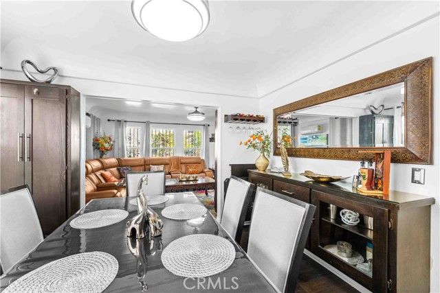 512 W 41st Place, Los Angeles, CA 90037