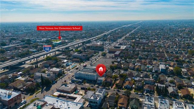 512 W 41st Place, Los Angeles, CA 90037