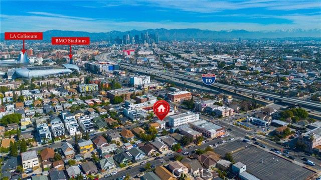 512 W 41st Place, Los Angeles, CA 90037