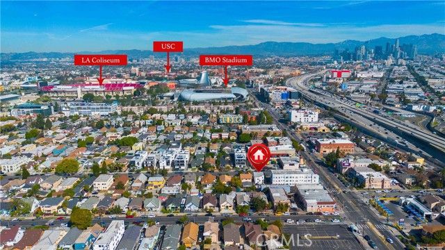 512 W 41st Place, Los Angeles, CA 90037