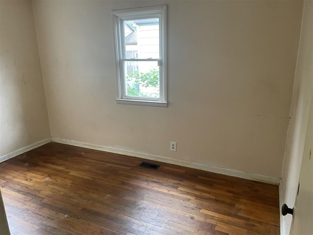 3406 Pitkin Avenue, Flint, MI 48506