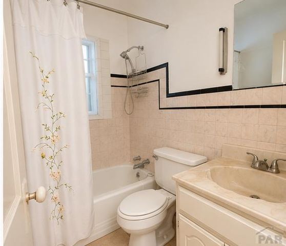 2104 Spruce St, Pueblo, CO 81004